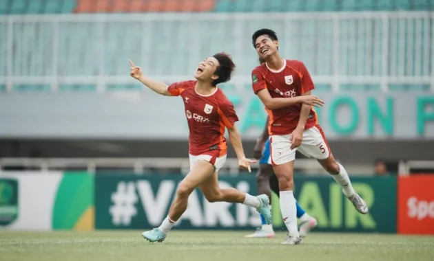 Drama Puncak Championship: Adhyaksa FC Tancap Puncak, Persipura Bangkit ke Zona Promosi!