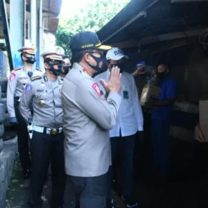 Drama Terminal Cilacap: Sopir dan Kernet Bus Berburu Rezeki, Dua Preman Tertangkap Polisi