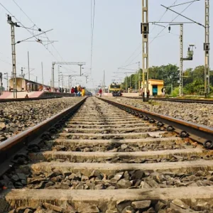 Menyingkap Rahasia Outpost: Dari Bulan hingga Stasiun Kereta India