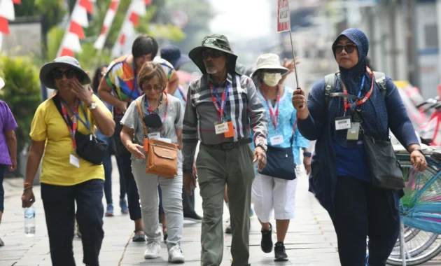 Pasar Kangen Yogyakarta Jadi Magnet Wisata Lebaran: Ribuan Pengunjung Antusias Nikmati Kemeriahan dan Kuliner Khas Pasar Kangen Yogyakarta Jadi Magnet Wisata Lebaran: Ribuan Pengunjung Antusias Nikmati Kemeriahan dan Kuliner Khas
