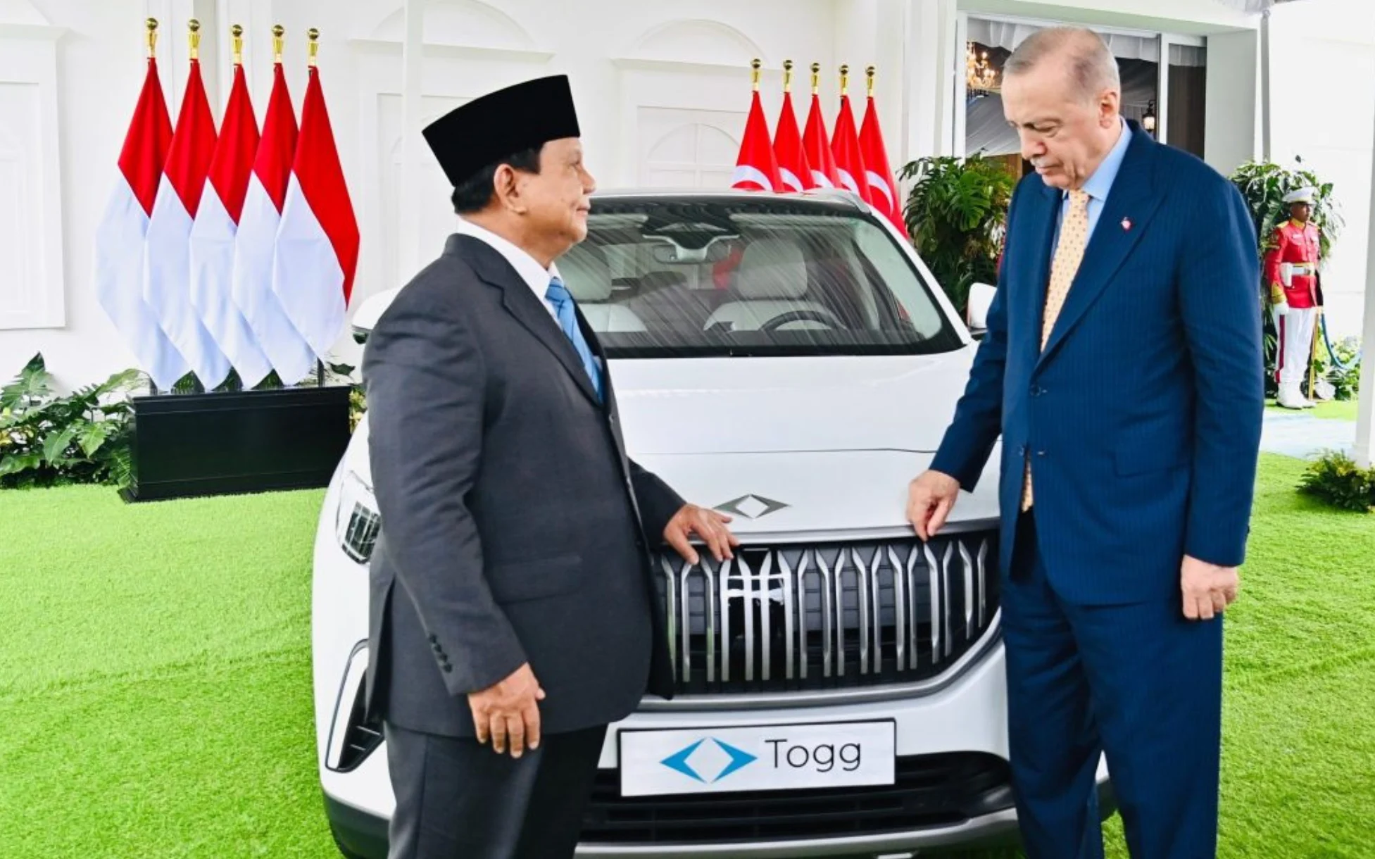 Prabowo Target Semua Kendaraan Listrik, Namun Dua Kendala Besar Menghalangi Realisasinya