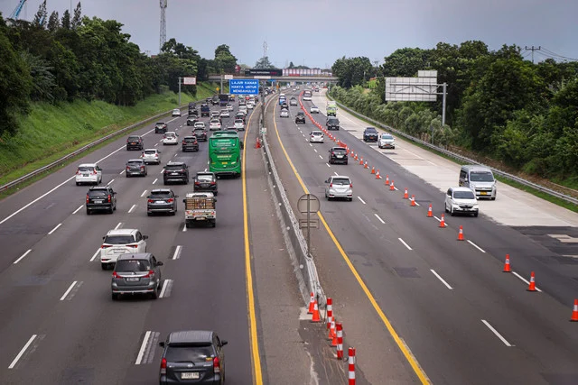 Rest Area KM 57 dan 62 Tol Japek Dirobak Total, Antisipasi Kemacetan Mudik Lebaran 2026 yang Bikin Penumpang Pusing