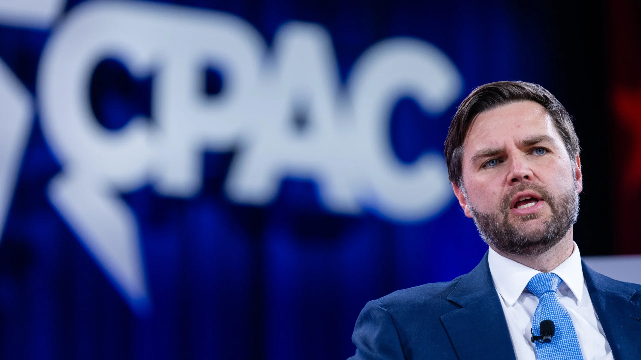 Survei CPAC Ungkap JD Vance Pimpin Balik Persaingan Internal GOP, Trump Terancam?