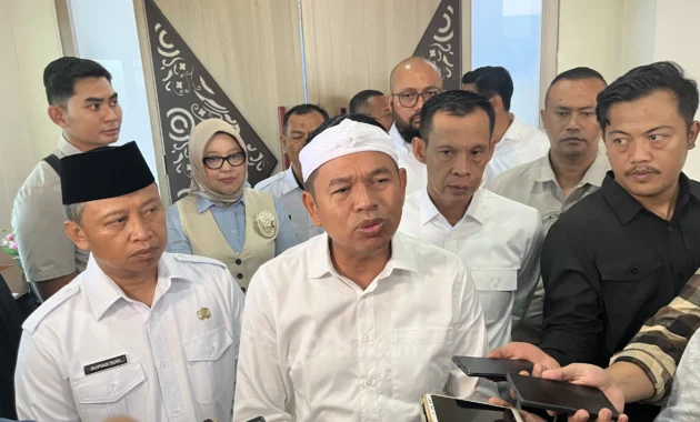 WFA ASN di Jawa Barat: Dedi Mulyadi Klaim Hemat BBM dan Anggaran, Ini Buktinya!