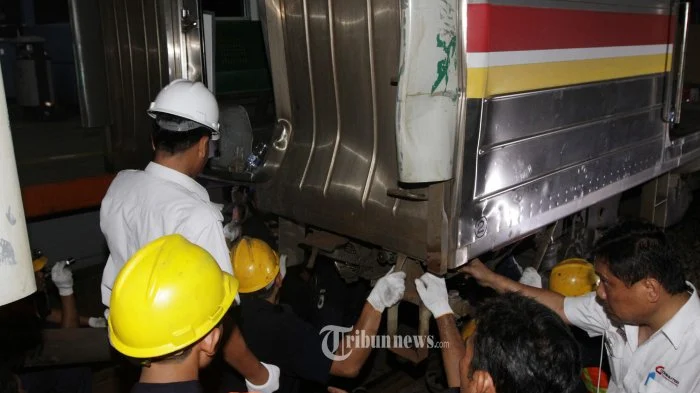 15 Korban Meninggal dan 88 Dirawat Usai Tabrakan Kereta di Stasiun Bekasi Timur, AHY Ungkap Penyelidikan
