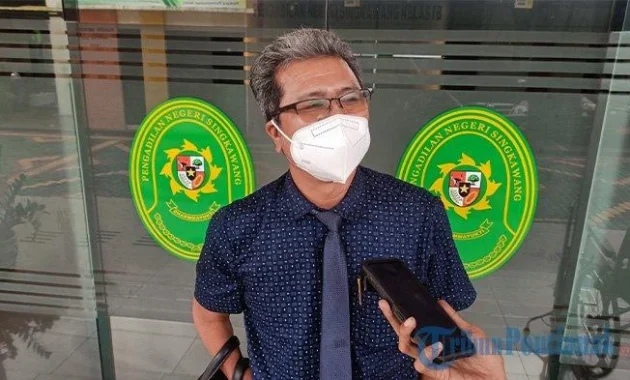 2 Bos Sritex Dituntut 16 Tahun Penjara dan Bayar Uang Pengganti Rp 677,43 Miliar