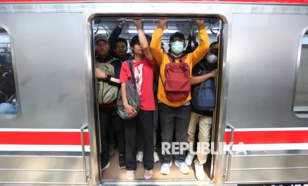 38 Penumpang KRL Dirawat di RS, 4 Meninggal Dunia
