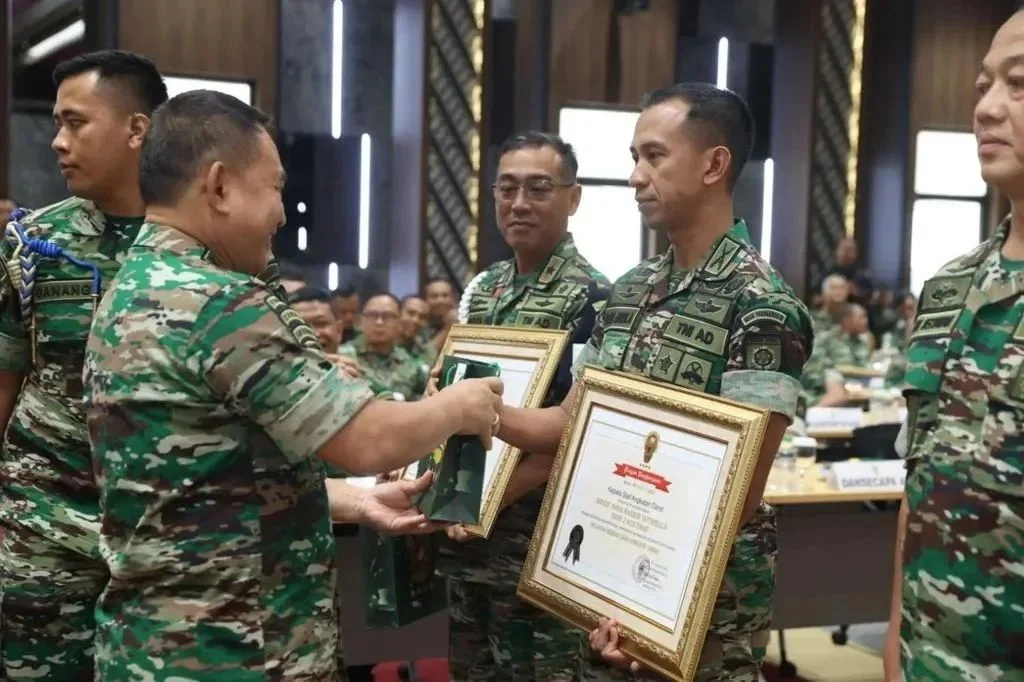 5 Satker Dapat Predikat WBK, Kasum Ingatkan Seluruh Pimpinan TNI Perkuat Komitmen Reformasi Birokrasi
