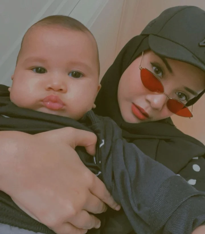 7 Potret Menggemaskan Baby Urwah dan Keluarga Zaskia Sungkar yang Baru Dipublikasikan