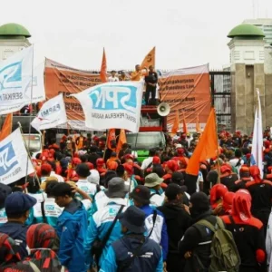 785 Aparat Gabungan Amankan Aksi Massa Tolak Operasional Freeport
