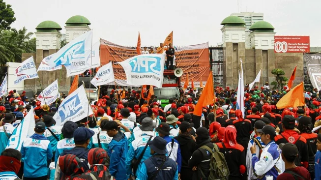 785 Aparat Gabungan Amankan Aksi Massa Tolak Operasional Freeport