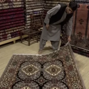 Afghanistan Ekspor Karpet dan Permadani Senilai US$18 Juta dalam Setahun