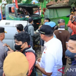 AHY Tinjau Korban Kecelakaan Kereta di Bekasi, Evaluasi Keselamatan Jadi Prioritas