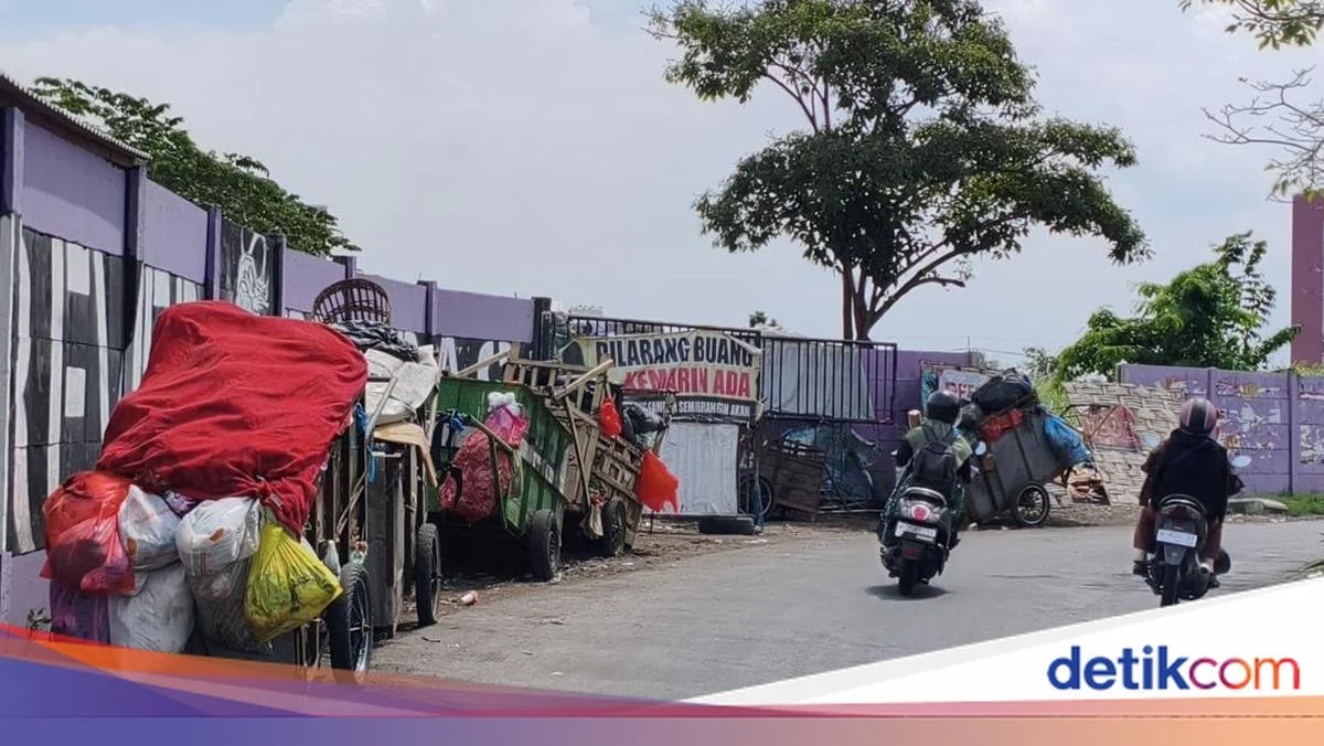 Aksi Warga Tutup Jalan di Sidoarjo Viral, Sementara Pemerintah Perketat Pengawasan Sampah Liar