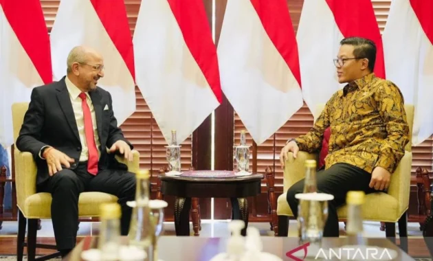 Andi Rahadian Resmi Dilantik sebagai Dubes RI untuk Oman, Siap Perkuat Hubungan Bilateral