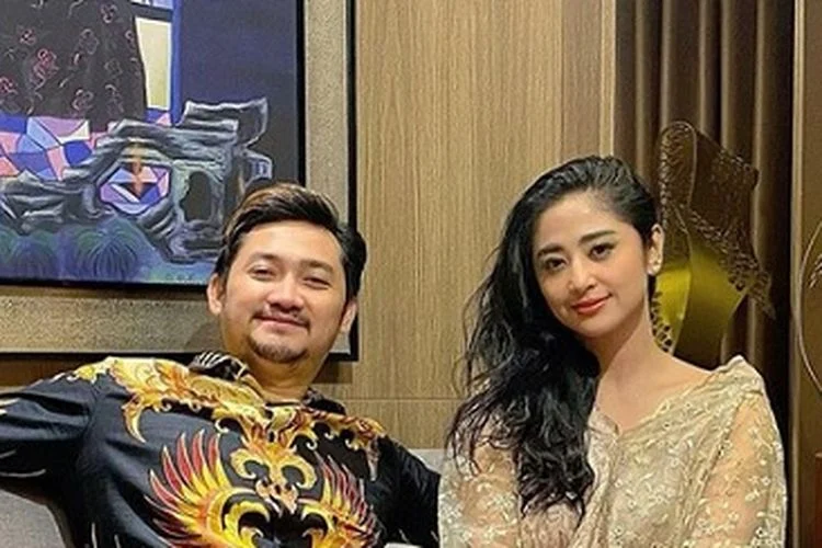 Angga Wijaya: Dari Pembuat Akun Palsu hingga Suara Kritis Industri Film Indonesia