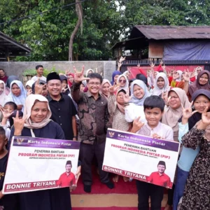 Anggota Komisi X DPR Bonnie Triyana Sebut Gaji Guru Bisa Minimal Rp 5 Juta Per Bulan