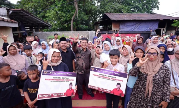 Anggota Komisi X DPR Bonnie Triyana Sebut Gaji Guru Bisa Minimal Rp 5 Juta Per Bulan