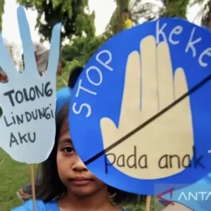 Anwar BAB Mengaku Alami Kekerasan dari Fans, Minta Ibu‑Ibu Stop Cubit saat Foto Bareng