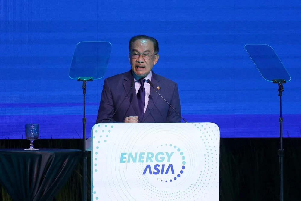 Anwar Ibrahim Ceritakan Kapal Malaysia Dapat Lewati Selat Hormuz