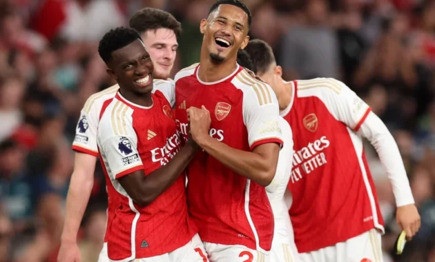 Arsenal Pimpin Klasemen EPL, City Mengejar, dan Drama di Lini Pertahanan