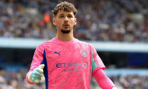 Aston Villa Target James Trafford, Siap Gantikan Emi Martinez di Puncak Persaingan Premier League