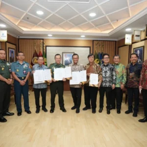 Bacadnas Kemhan Lepas 2.000 ASN untuk Pelatihan Komcad di Lembaga Pendidikan