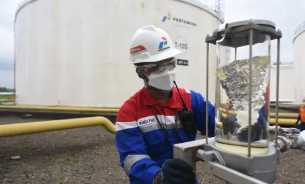 Bahlil: Harga Avtur Pertamina Lebih Kompetitif Dibanding Negara Lain