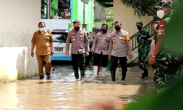 Banjir Dayeuhkolot Kembali Mengguncang, Gubernur Dedi Mulyadi Desak Warga Jaga Nilai Kehutanan dan Diversifikasi Pertanian