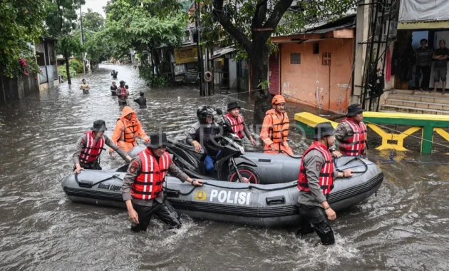 Banjir di Jakarta Selatan Mulai Surut, Dampak dan Upaya Penanggulangan