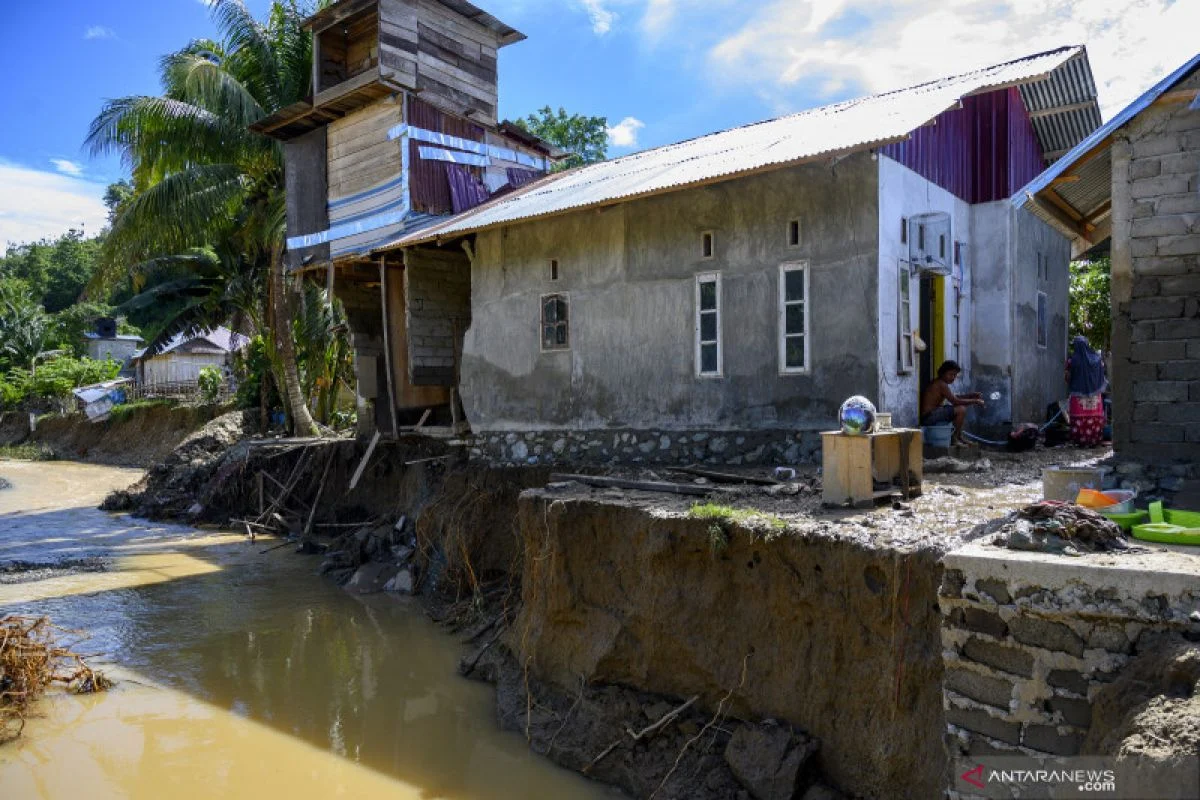 Banjir Rendam 30 Rumah di Donggala Akibat Luapan Sungai Mapaga