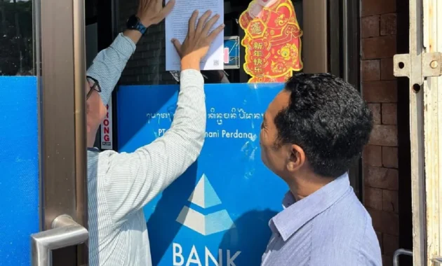 Bank Bangkrut Bertambah! OJK Cabut Izin BPR Pembangunan Nagari, Apa Dampaknya bagi Nasabah?