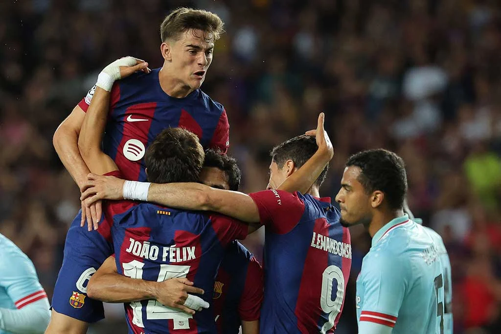 Barca Legends kalahkan DRX Legends dengan tiga gol tanpa balas