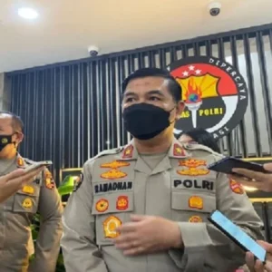 Bareskrim Polri Tangkap Ki Bedil Usai Puluhan Tahun Rakit dan Jual Senpi serta Peledak