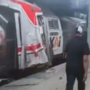 Basarnas Selamatkan Lima Penumpang Terdampak Tabrakan KRL di Bekasi