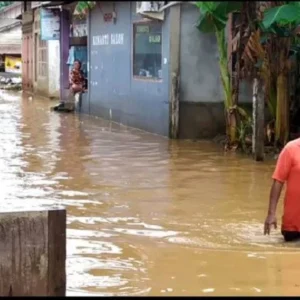 Baubau di Tengah Hujan, Lowongan PUPR, dan Dinamika Ekonomi: Apa yang Harus Diketahui Warga?