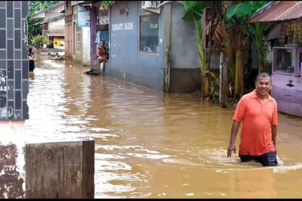 Baubau di Tengah Hujan, Lowongan PUPR, dan Dinamika Ekonomi: Apa yang Harus Diketahui Warga?