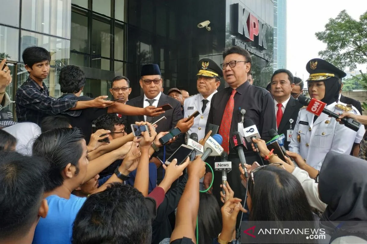 Beberapa Kepala Daerah Ditangkap KPK, Mendagri Tito Sebut Ada Kemungkinan Terkait Pilkada Langsung