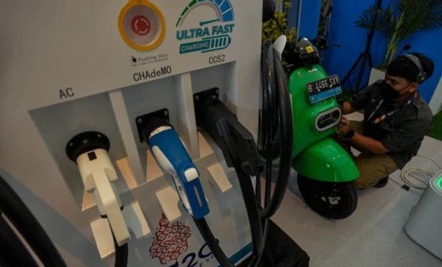 Berapa Besar Penghematan Pakai Motor Listrik? Simak Hitungan Lengkap dari Polytri