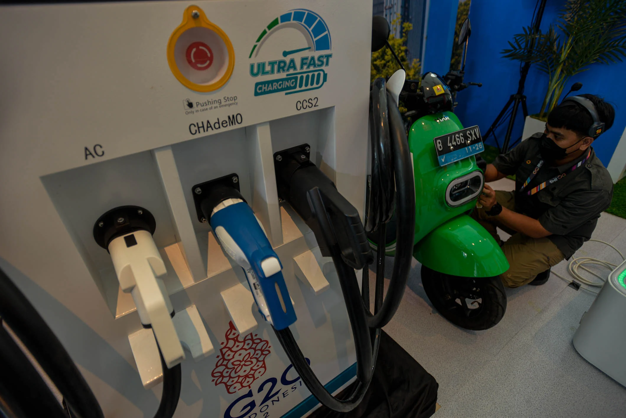 Berapa Besar Penghematan Pakai Motor Listrik? Simak Hitungan Lengkap dari Polytri