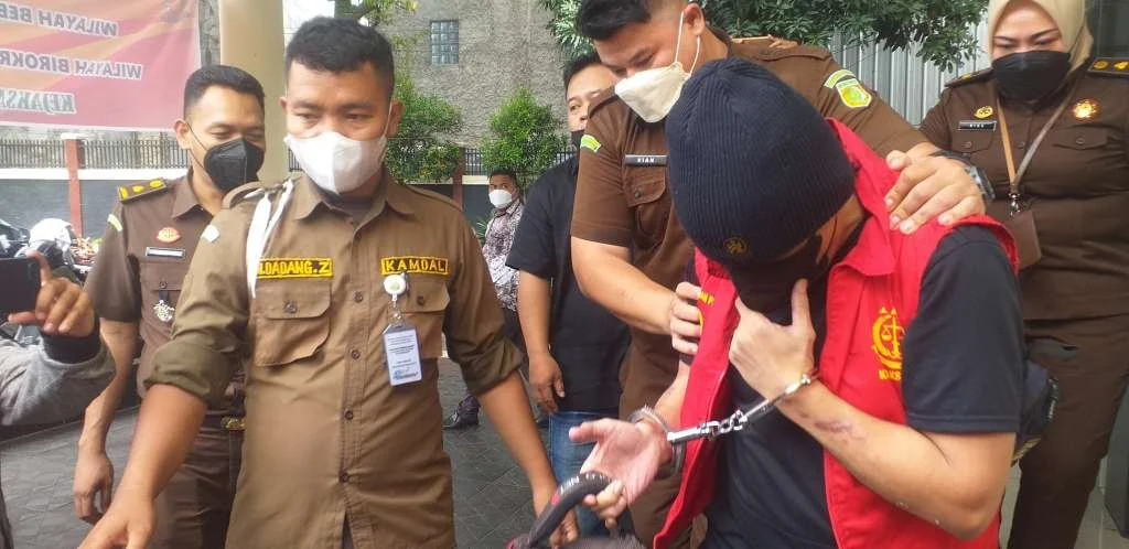 Berkas Perkara dan Tersangka Sudah Dilimpahkan, Penyiram Air Keras kepada Andrie Yunus Segera Disidang