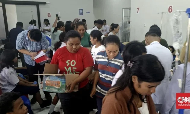 BGN Minta Maaf, Ratusan Siswa dan Guru Keracunan MBG di Duren Sawit, Jaktim