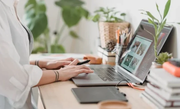 Bingung Cari Cuan di Era Digital? Yuk Ubah Hobi Belanja Jadi Penghasilan Tambahan Lewat Shopee Affiliate