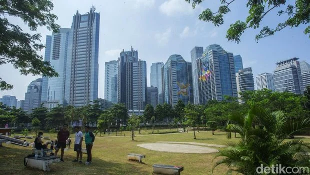 Cara ke Taman Bendera Pusaka Naik Transjakarta, MRT, dan KRL