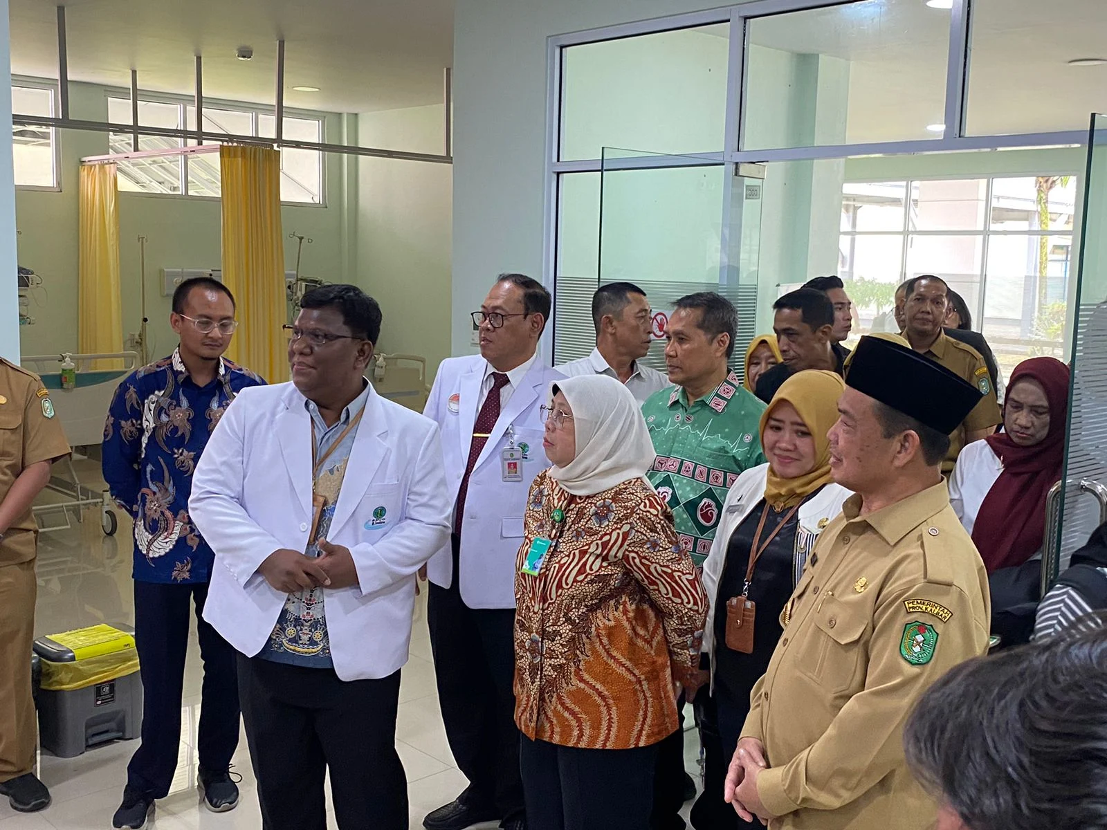 Cara Pemprov Kalimantan Timur Paksa Dokter Spesialis Betah di Pedalaman