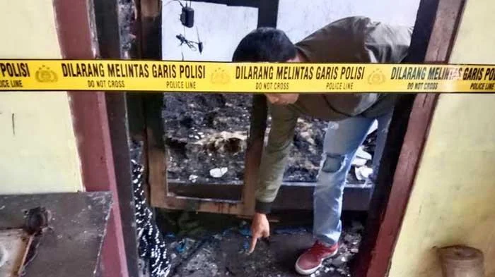 Cemburu Buta, Pria 63 Tahun di Jepara Bakar Mantan Istri dan Mertua