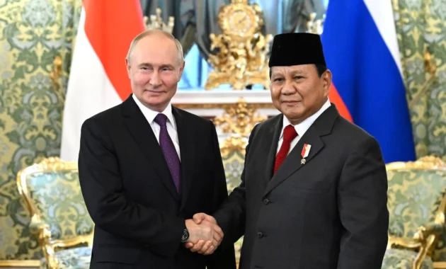 China Siap Gandeng Rusia Redam Ketegangan Timur Tengah, Menlu Ungkap Komitmen Energi dan Diplomasi