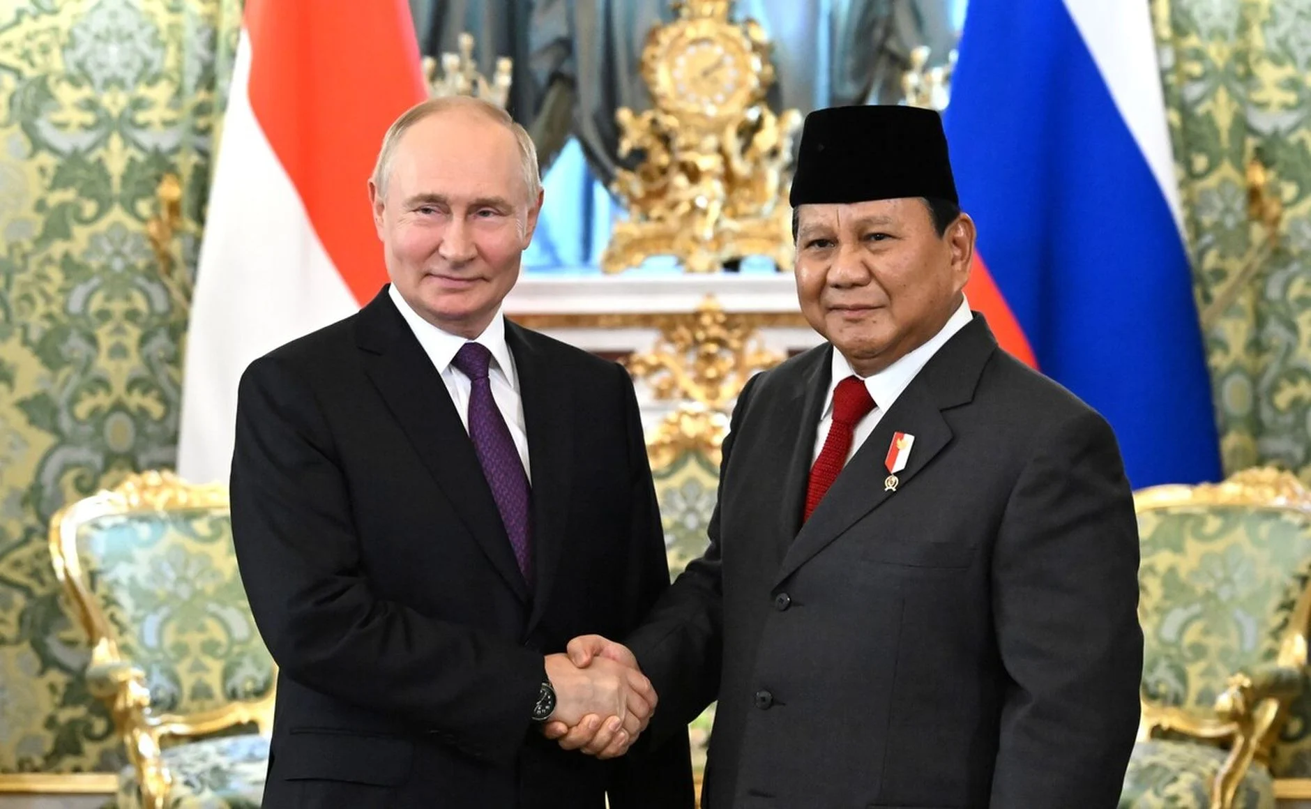 China Siap Gandeng Rusia Redam Ketegangan Timur Tengah, Menlu Ungkap Komitmen Energi dan Diplomasi