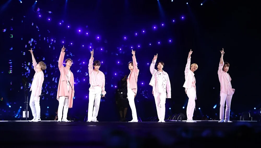 Daftar Artis Korea yang Hadir di Konser ARIRANG BTS Hari Kedua: Baemon dan Sejumlah Bintang Besar!