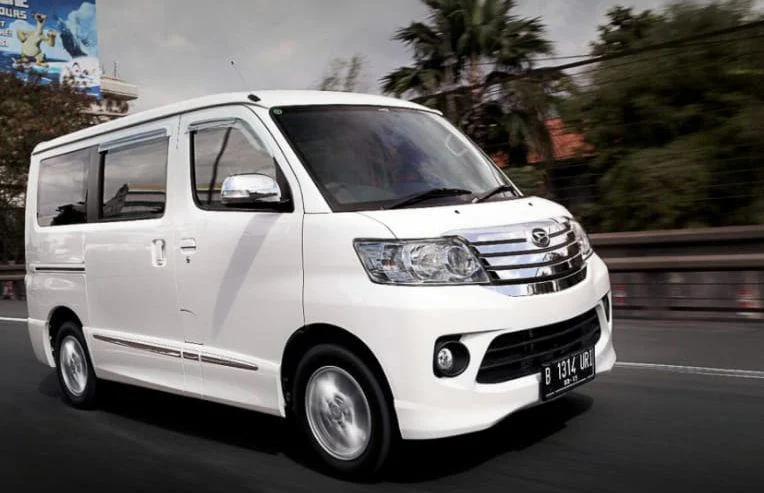 Daihatsu Luxio Bekas: Kapasitas 8 Penumpang, Harga Mulai Rp100 Jutaan, Pilihan Cerdas di Tengah Harga BBM Naik